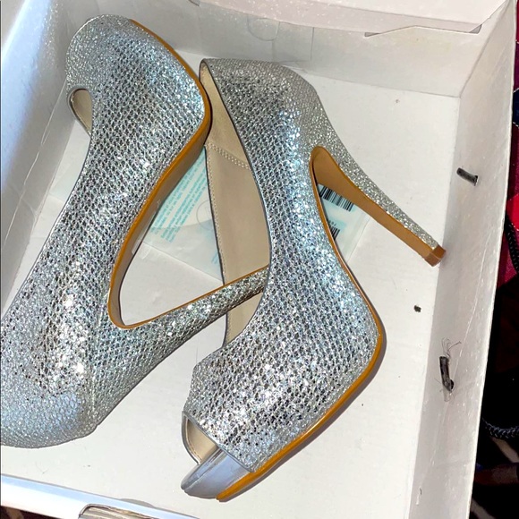 ALDO Sparkly Stiletto Heels - Picture 1 of 6